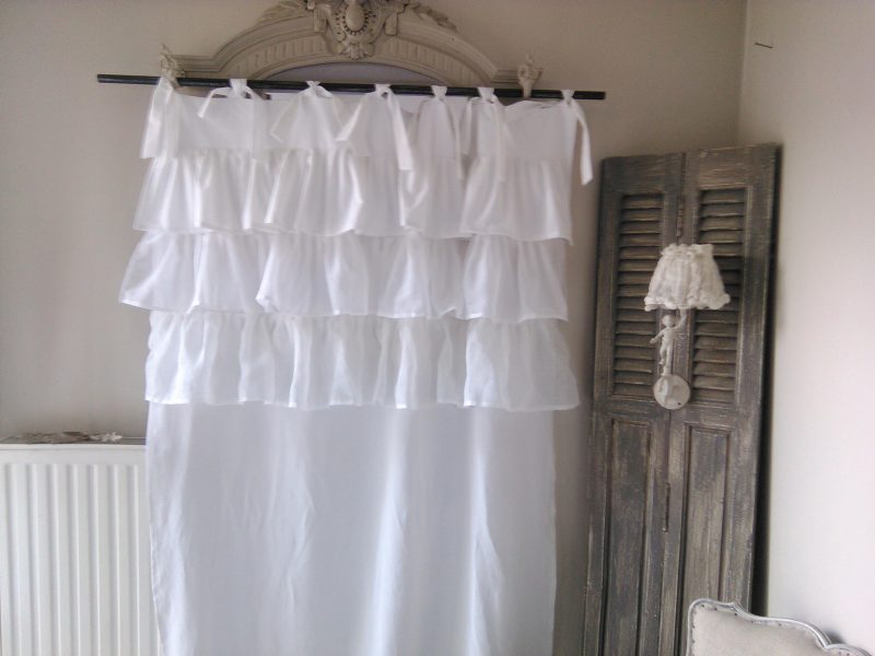 Rideau bonne femme \'Shabby romantique » | MH Créations Rideau bonne femme \'Shabby romantique » | MH Créations