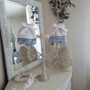 Lampe Shabby toile de jouy